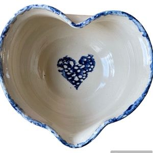 Marshall Pottery Signed Heart Batter Bowl with Pouring Spout Blue Sponge Painted